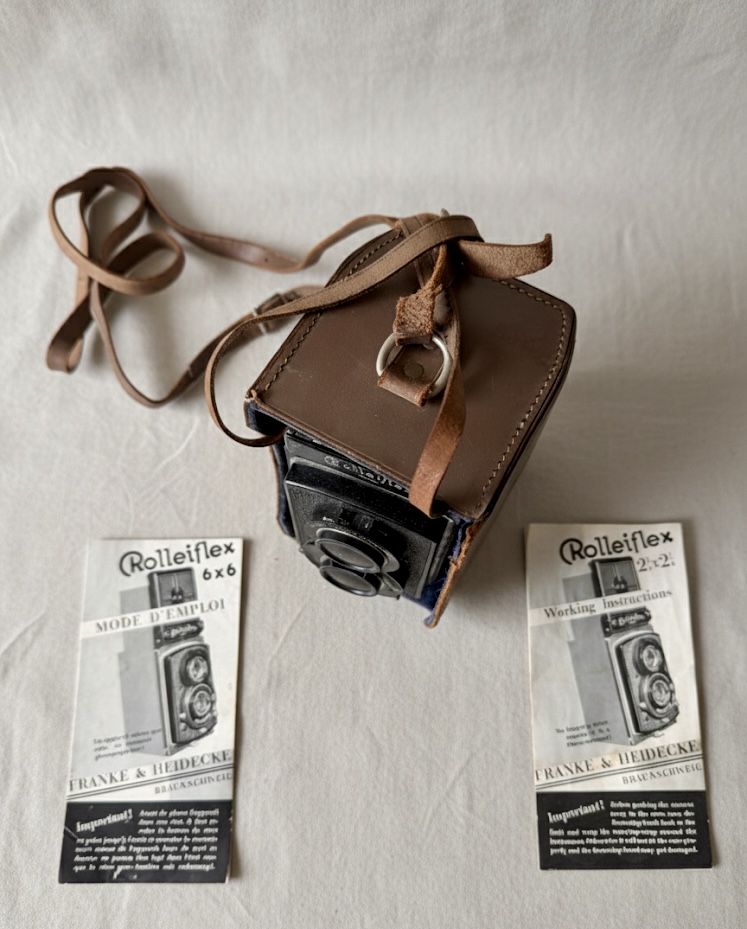 Rolleiflex 6x6 de dos objetivos con obturador Compur - 7